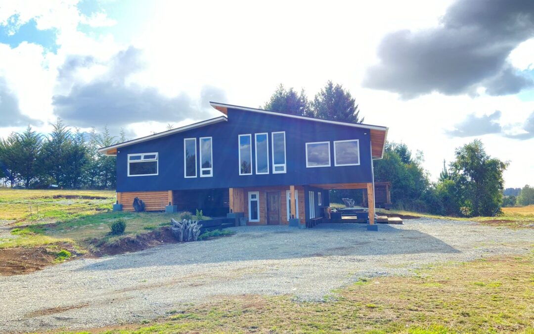 HERMOSA CASA EN LOTEO PRIVADO SECTOR VILLARRICA (U.F 10.200)