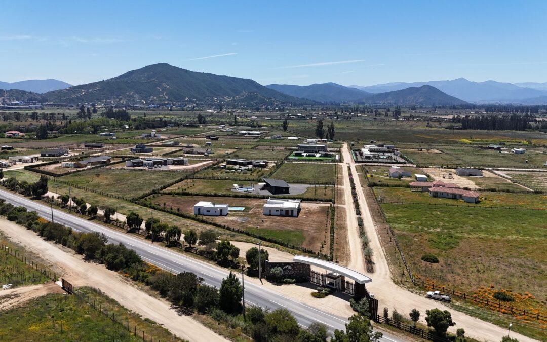 HERMOSA PARCELA CON CASA EN CASABLANCA……..(U.F 6.500)