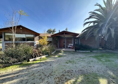 VENTA CASA SECTOR LOS GUERREROS EN CONDOMINIO…….( U.F 12.000)