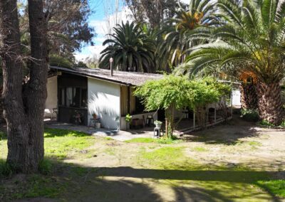 CASA EN VENTA CON JARDÍN EN LOTEO CERRADO……..(U.F 4.500)