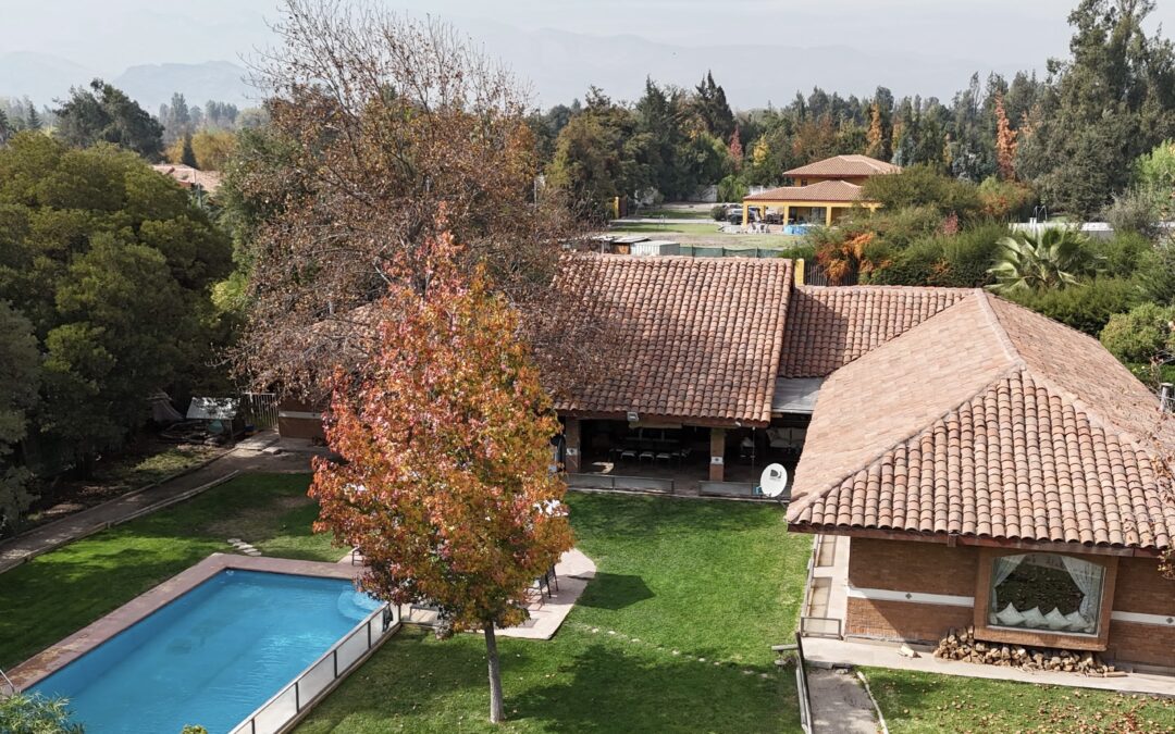 VENTA PARCELA EN EXLUSIVO CONDOMINIO CON GUARDIA     (U.F 15.800)