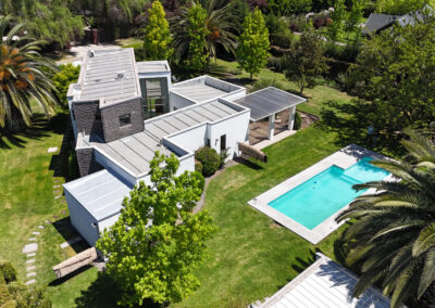 HERMOSA PROPIEDAD EN ARRIENDO EN EXCELENTE CONDOMINIO………($1.400.000.-)