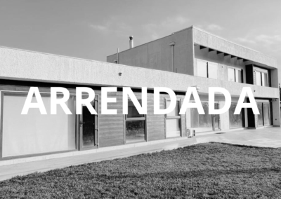 ARRIENDO EN LOTEO PRIVADO CON EXCELENTE UBICACIÓN…….($1.300.000)