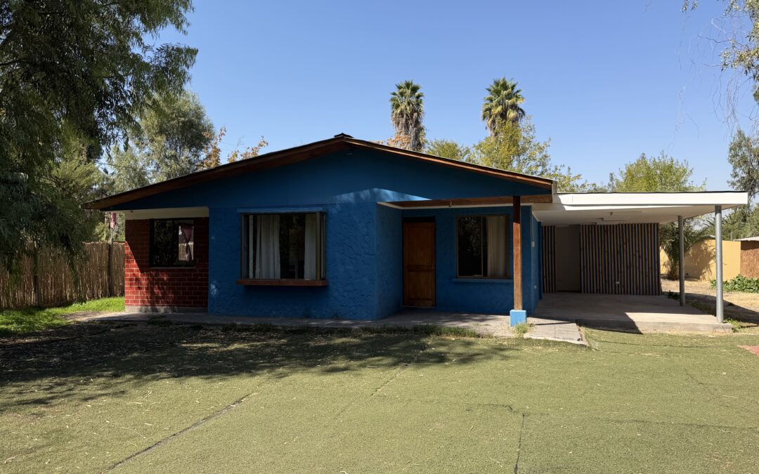 CASA EN CONDOMINIO CON GUARDIA Y AMPLIO PATIO…..($500.000)
