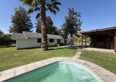 CASA EN ARRIENDO CON PISCINA EN CONDOMINIO PRIVADO……..($850.000)