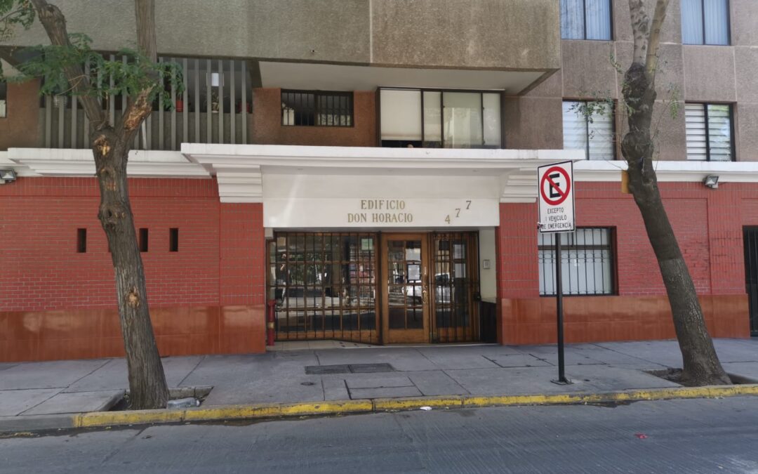ARRIENDO DEPARTAMENTO A UNA CUADRA DEL METRO….($295.000)