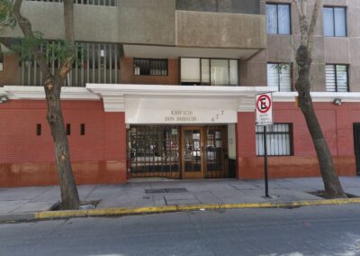 ARRIENDO DEPARTAMENTO A UNA CUADRA DEL METRO….($295.000)