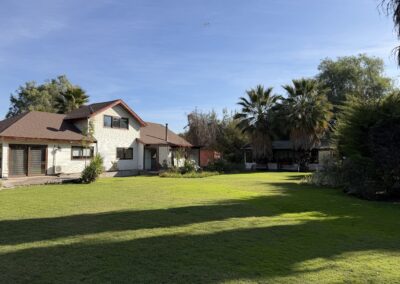 ARRIENDO CASA EN CONDOMINIO URBANIZADO……..($1.400.000)